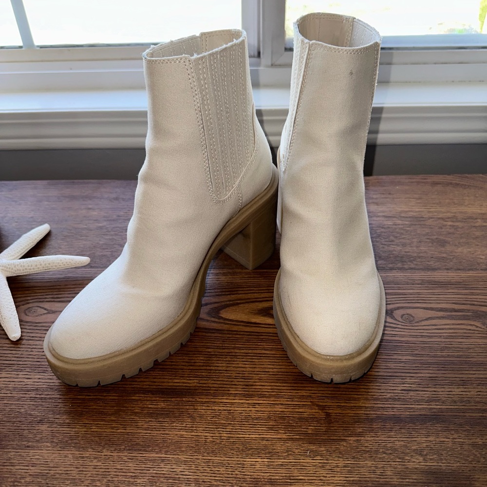 DOLCE VITA Castor Booties
